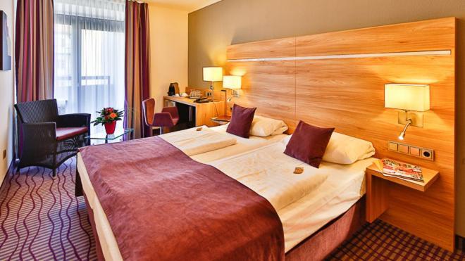 Wallis 3* Munich